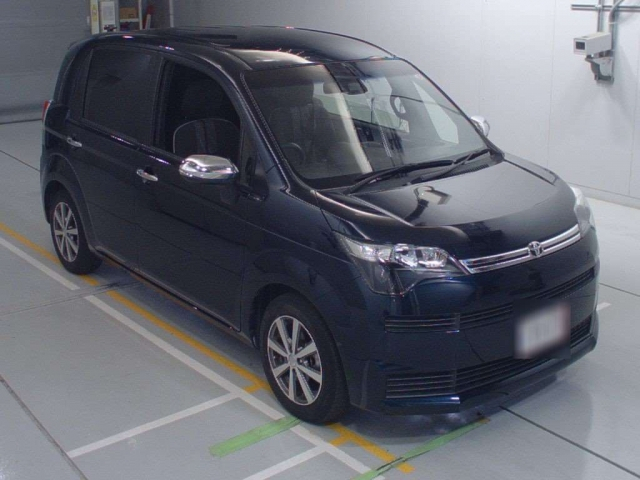 Toyota  Spade